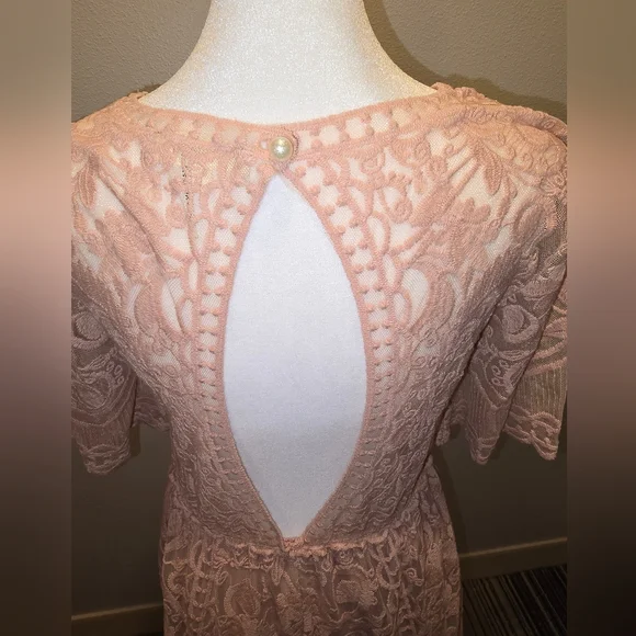 EUC Altar'd State Pink/Mauve/Dusty Rose Size Small Lace Boho Romper Cottagecore - Picture 5 of 6